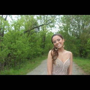 Meet your Posher, Renee